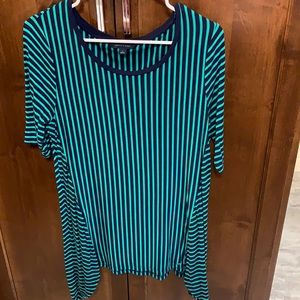 Tommy Hilfiger stripe shirt size M. Longer on sides of shirt than middle!!